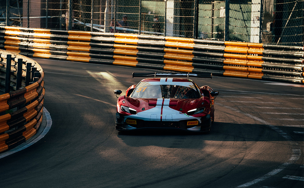 2023年 VXONN 助力法拉利车队征战 格林披治东望洋赛道，提供超强引擎保护