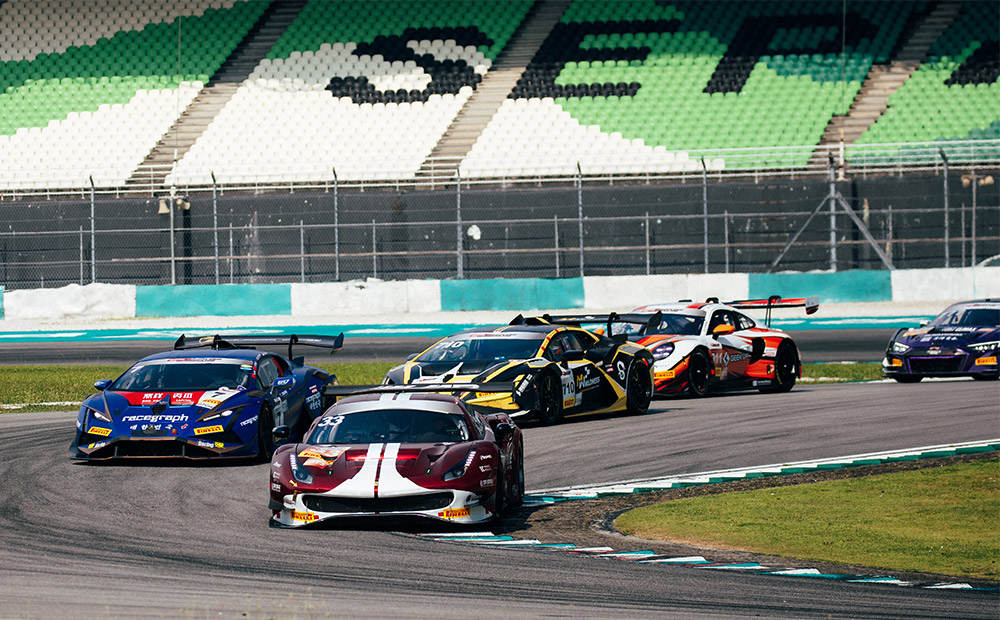 2023年 VXONN 助力法拉利车队征战 雪邦12小时耐力赛，提供超强引擎保护