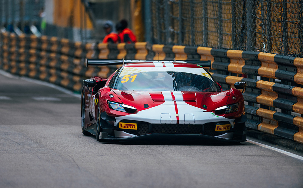 2023年 VXONN 助力法拉利车队征战 格林披治东望洋赛道，提供超强引擎保护